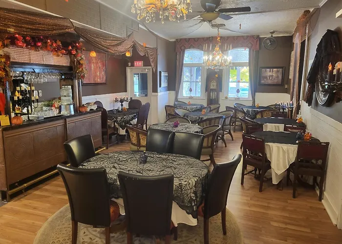 The Tamworth Hotel, Tamworth ,Ontario, Canada