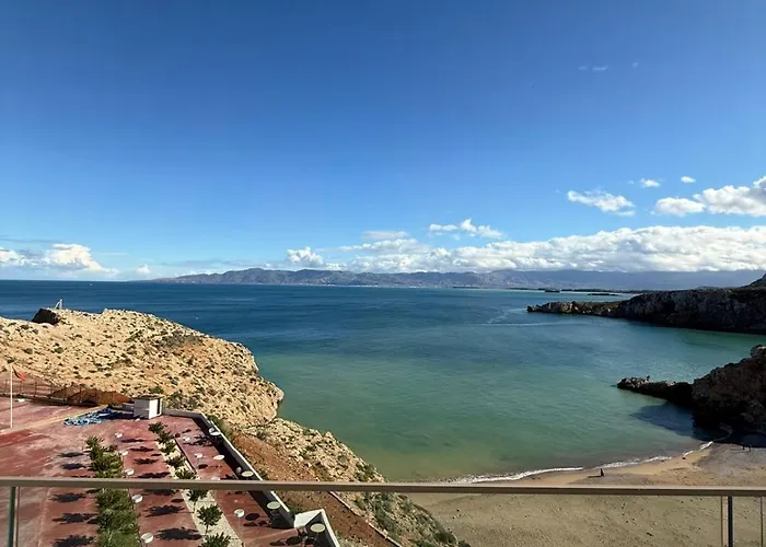Golden Bay Hotel