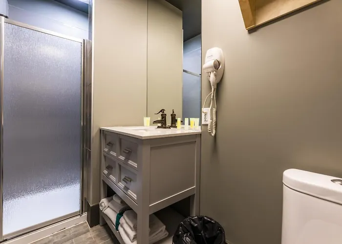 La Suite Hotel