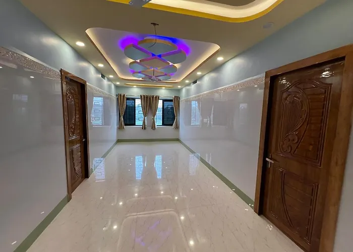 Hotel Raj