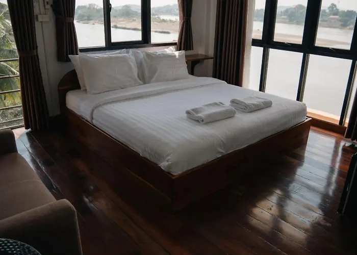 Riverside Houayxay Hotel