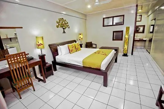 Raintree Lodge