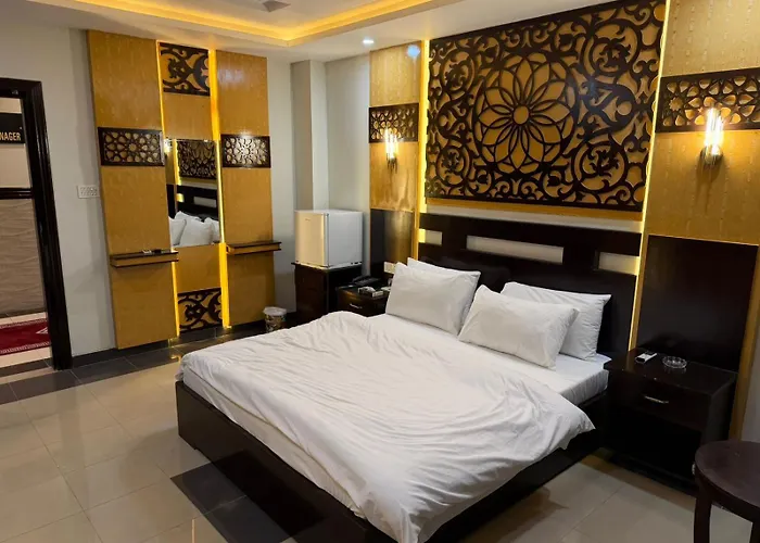 Crystal Crown Hotel