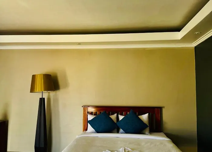 Southern Cross Hotel