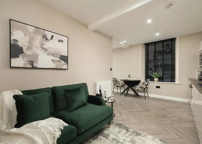 Sovo - South Lane Apartments - City Centre