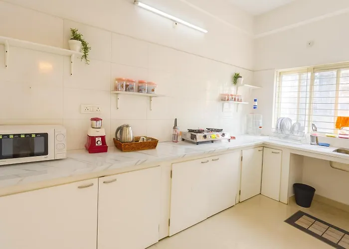 Nk Homes - Full Furnished 2Bhks With Kitchen, Hall, Wifi & Smart Tv
