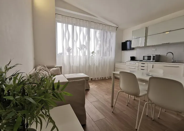 Caribbean Dreams Apartment & Villas - Ocean View - Pool - Bbq