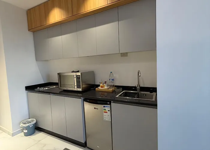 ريڨا للأجنحة السكنية Riva Suites