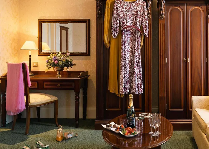 Arbutus Hotel
