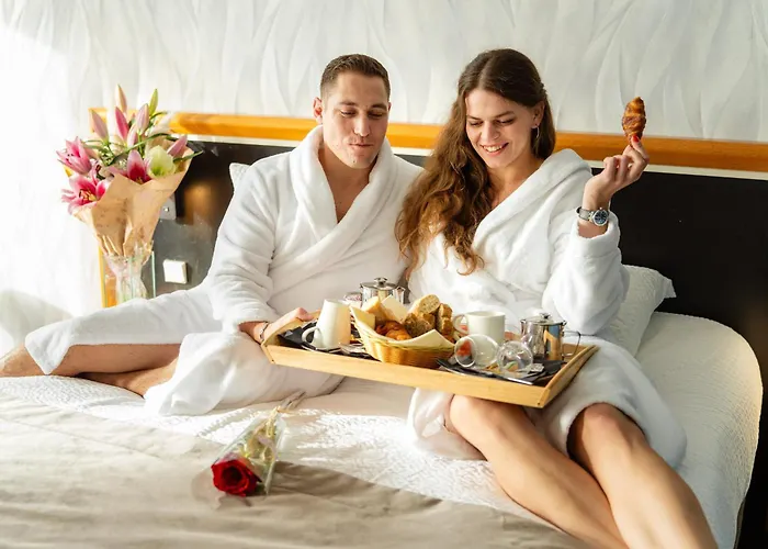 Domaine De La Foret D'Orient, Logis Hotel, Restaurant, Spa Et Golf