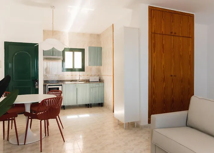 Apartamentos Moon Dreams Cabo de Baños