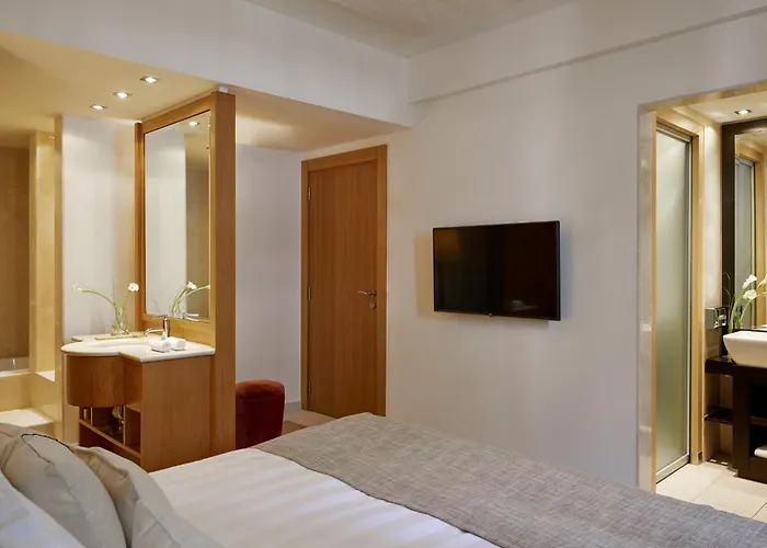 Daios Luxury Living