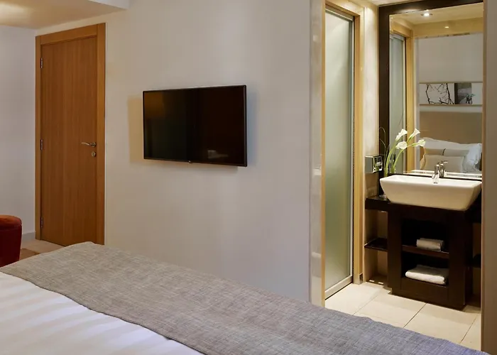 Daios Luxury Living