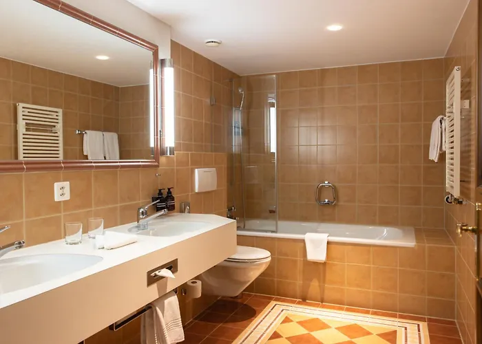 Hotel Adula