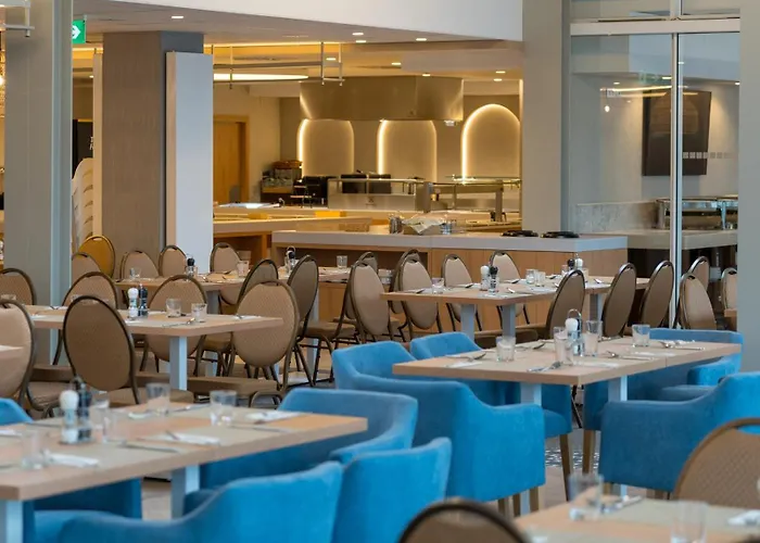 Hotel Senec Aqua Resort - Family Friendly