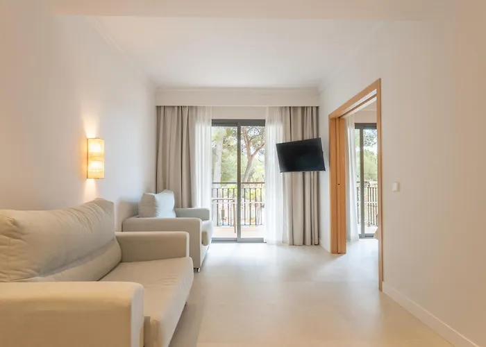 Caprice Vell Mari Hotel & Resort