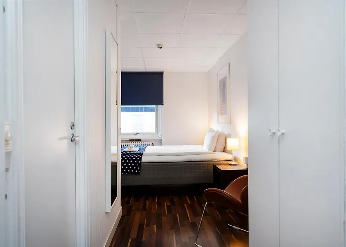 Port Hotel