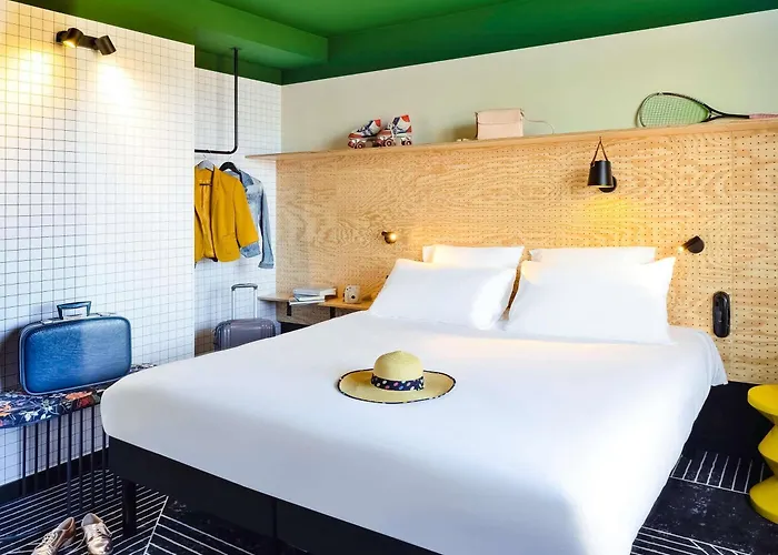 Ibis Styles Lyon Meyzieu Arena Stadium