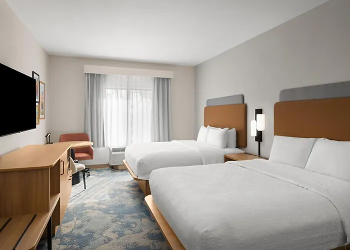 Hampton Inn&Suites Ontario