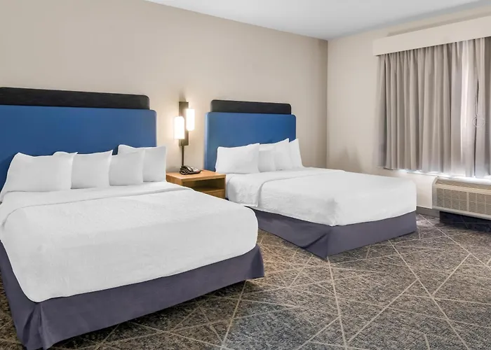 Hampton Inn & Suites Fort Worth/Forest Hill
