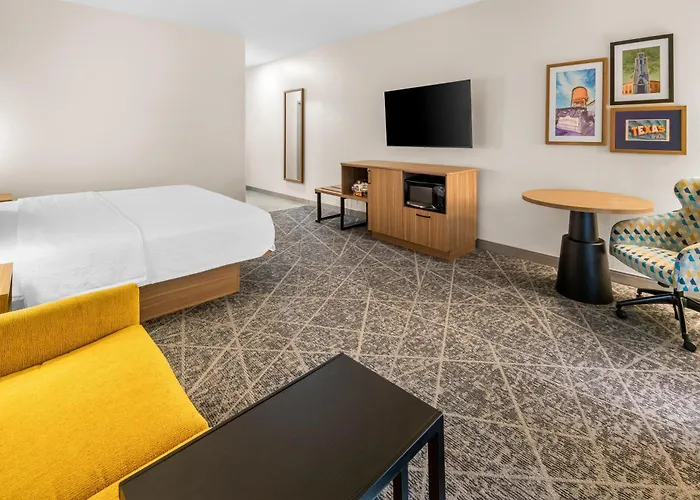 Hampton Inn & Suites Fort Worth/Forest Hill