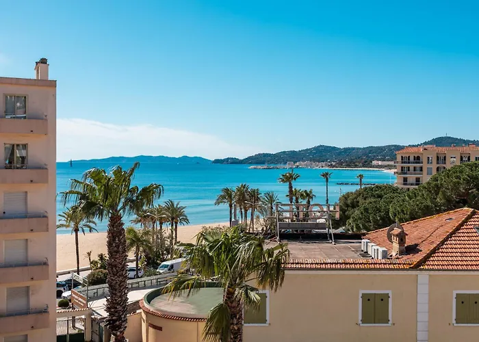 Anglade Hotel