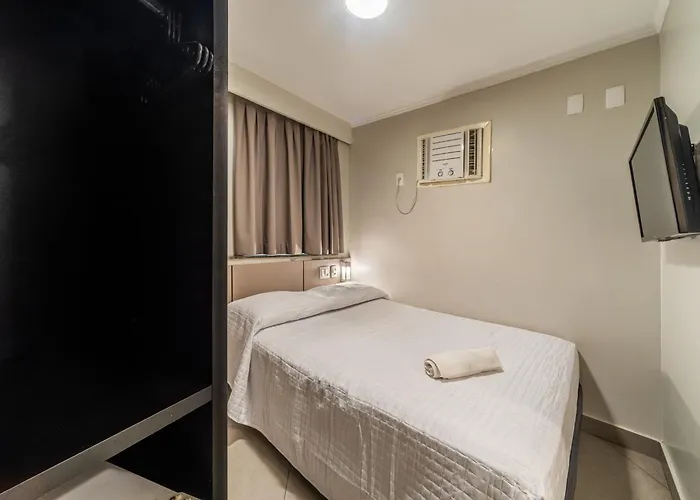 Minuano Hotel Express Prox Orla Lago Guaiba, Mercado Publico, 300 M Rodoviaria