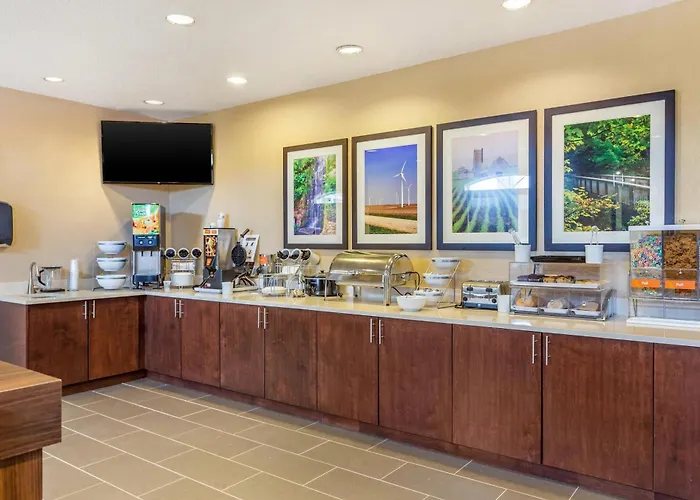 Comfort Inn Dekalb - University Area