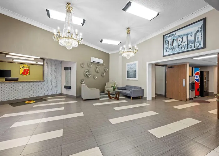 Super 8 By Wyndham Homewood Birmingham Area