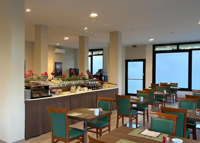 Hotel Bel Sito Peschiera - Be Happy Hotels
