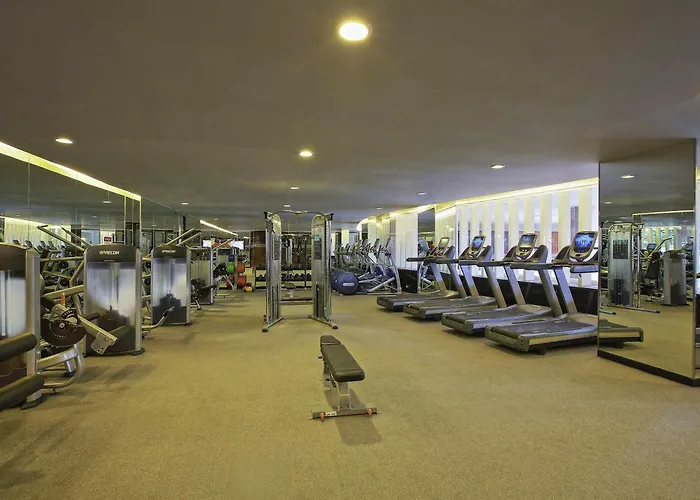 Novotel Kolkata Hotel And Residences