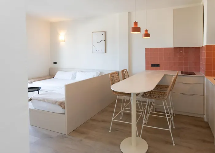 Apartamentos San Antonio Beach