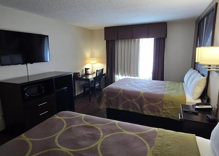 Super 8 By Wyndham Rogers Minnesota