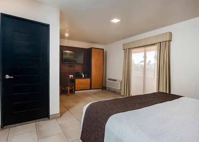 La Pinta Hotel