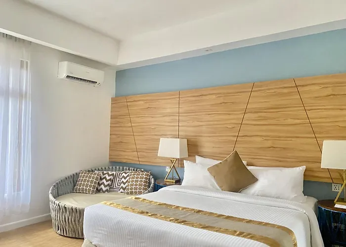 Ferra Hotel&Garden Suites