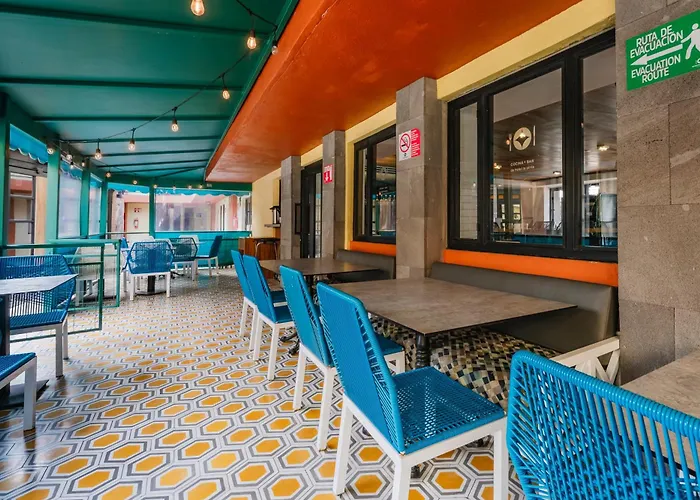 La Pinta Hotel