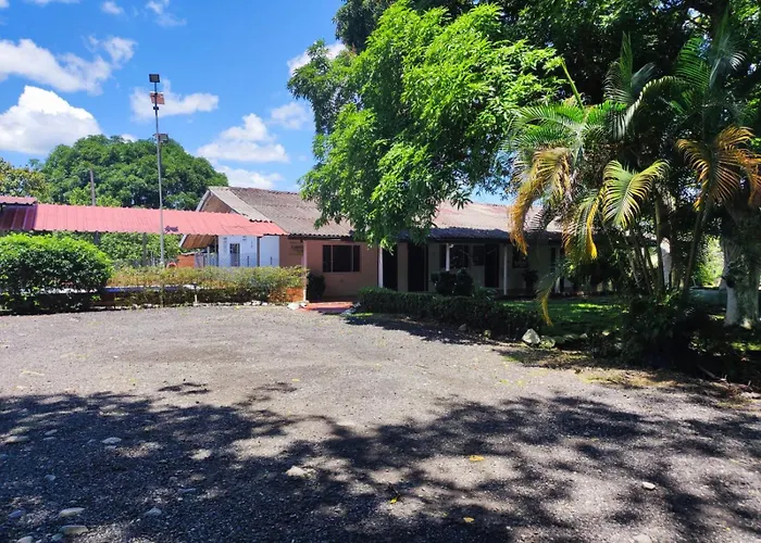 Hotel Campo Verde