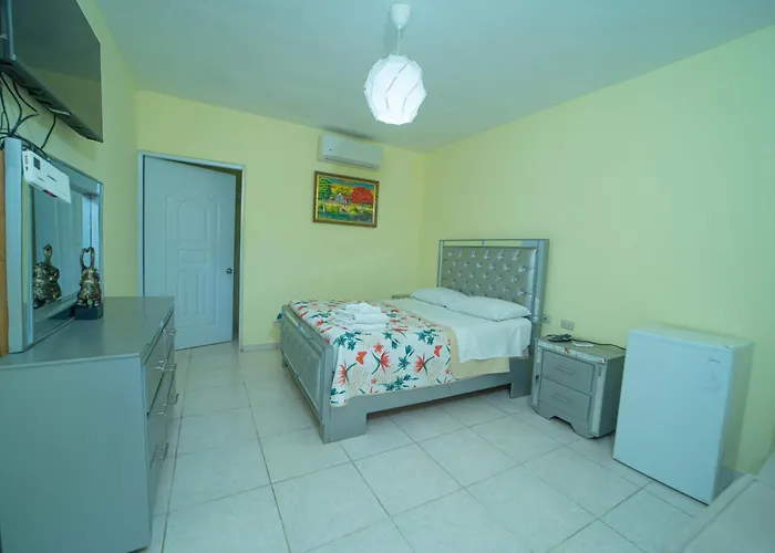 Hotel Anedi