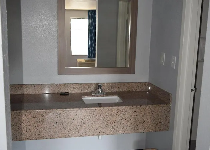 Americas Best Value Inn & Suites In Murfreesboro