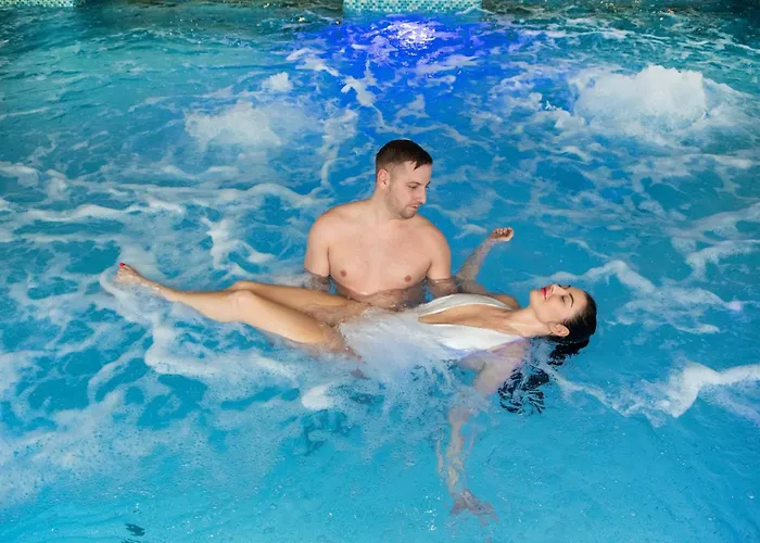 Ket Korona Konferencia Es Wellness Hotel