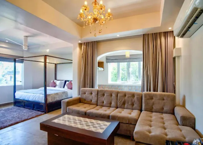 Hotel Pajaros Blu