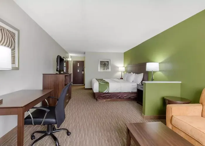 Quality Inn & Suites Mountain Home North