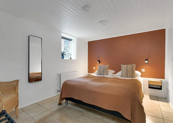 Grettir Guesthouse Downtown Charm