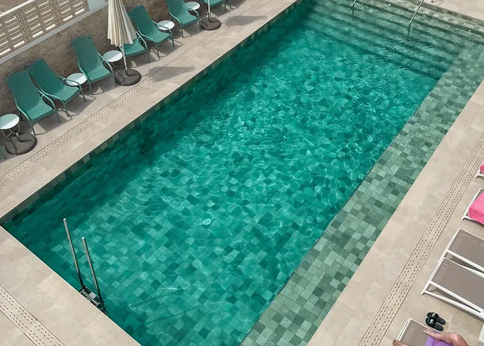 The Purple Hotel - Adults Only