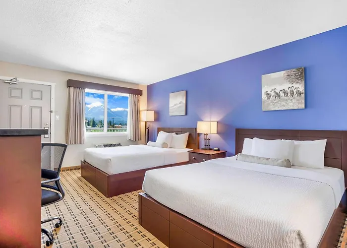 Days Inn By Wyndham Golden