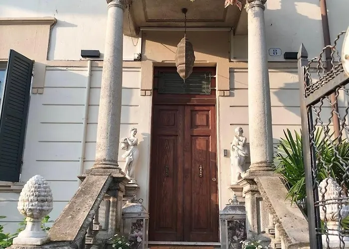 La Magnolia - House
