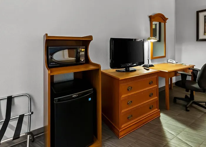 Quality Inn & Suites Cvg Airport