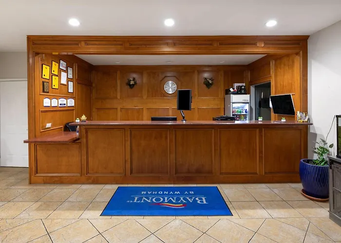 Baymont By Wyndham Texas City