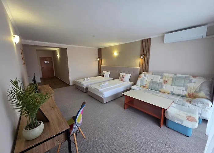 Mirana Family Hotel
