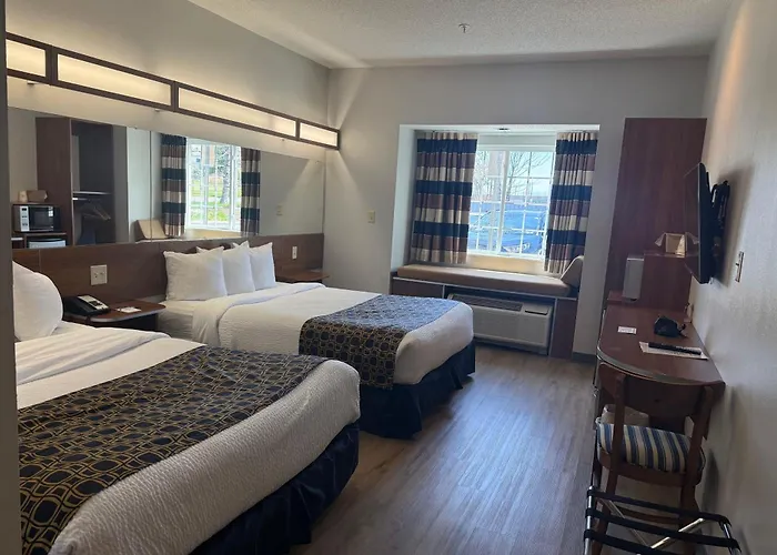 Microtel Inn & Suites